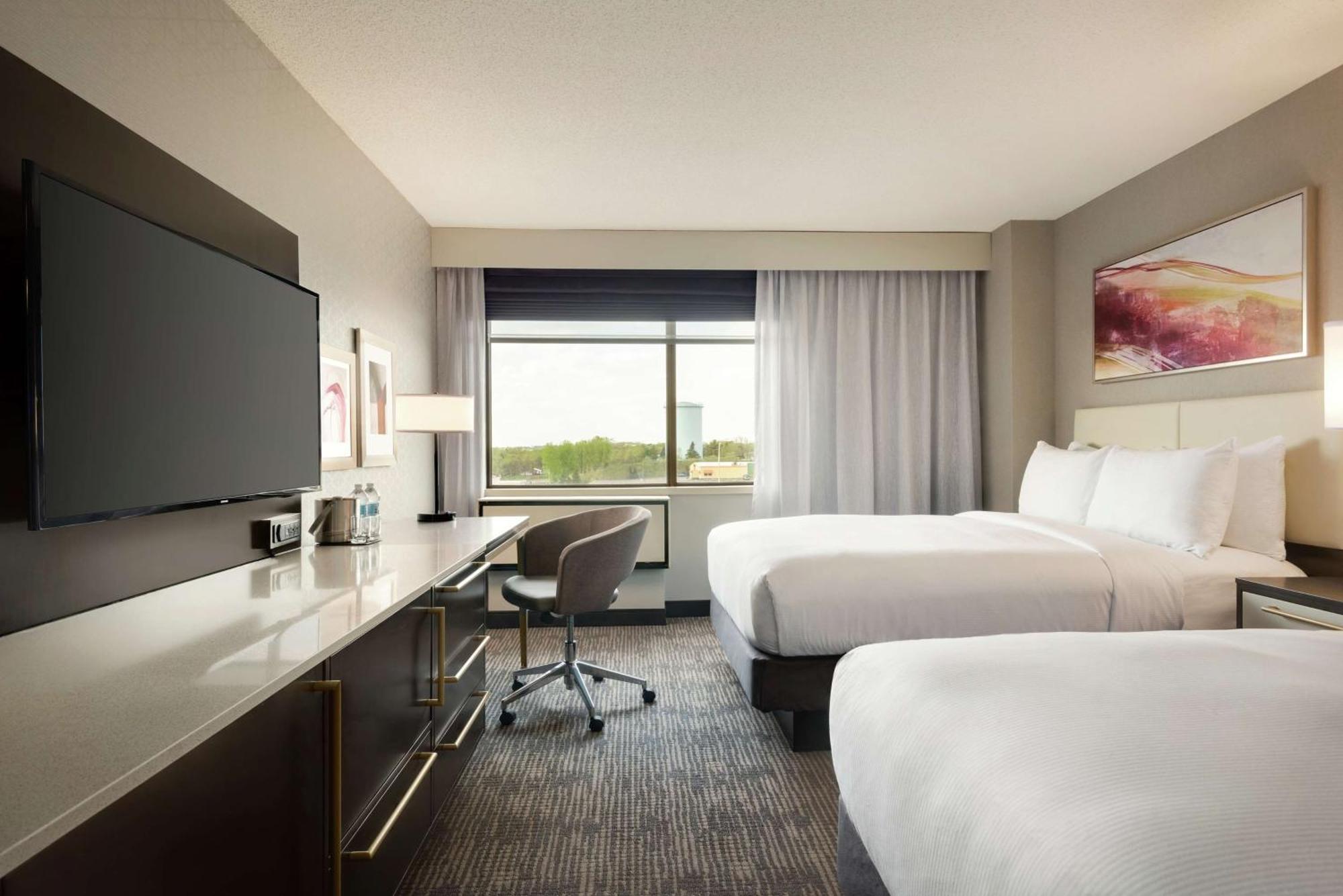 Doubletree By Hilton St. Paul, Mn Hotel Saint Paul Exterior photo